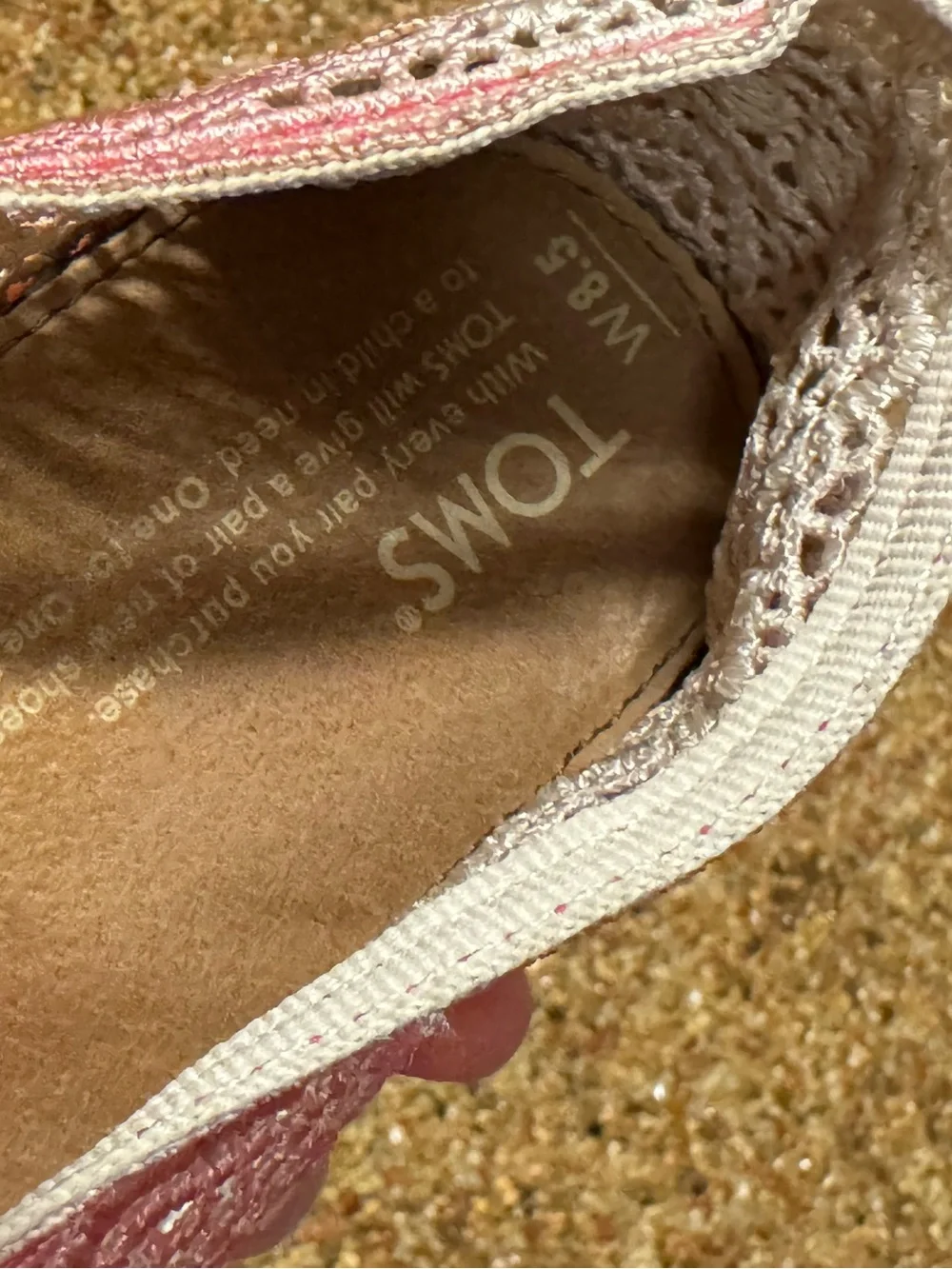 Tom's 8.5W Crochet Flats Pink Ombré